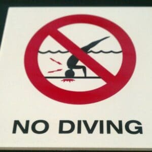 Inlay's Tile Depth Marker No Skid 6" 4" Mg No Diving - C621500